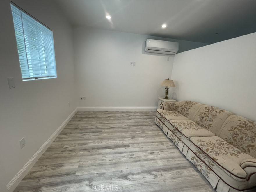 Winnetka, CA 91306,20727 Stephanie DR