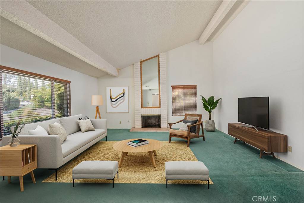 Granada Hills, CA 91344,12700 Woodley AVE