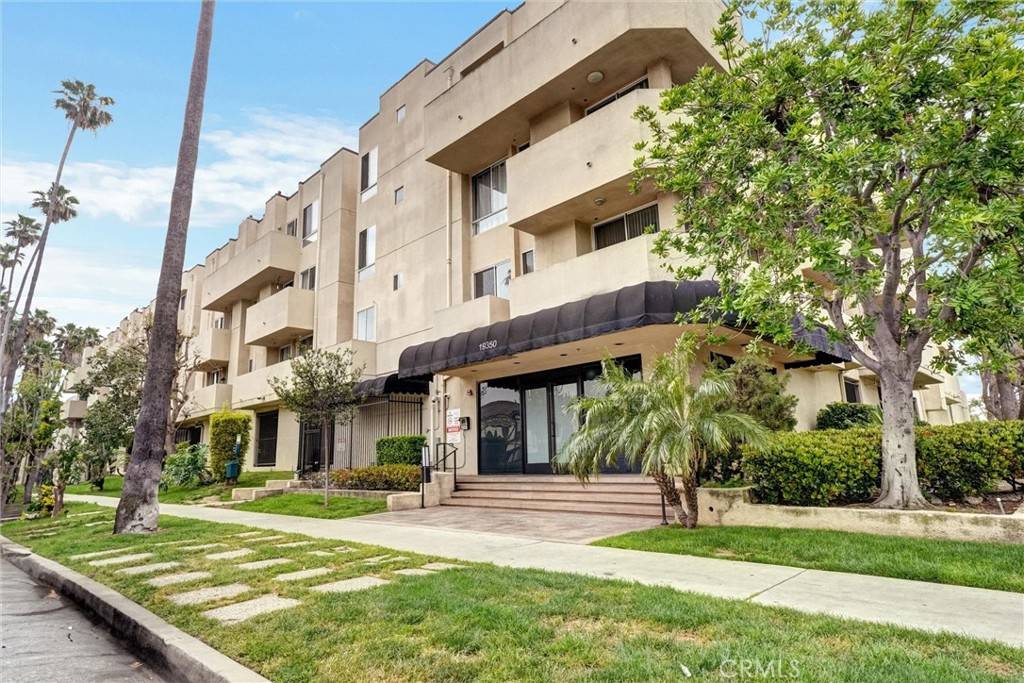 Reseda, CA 91335,19350 Sherman WAY #104