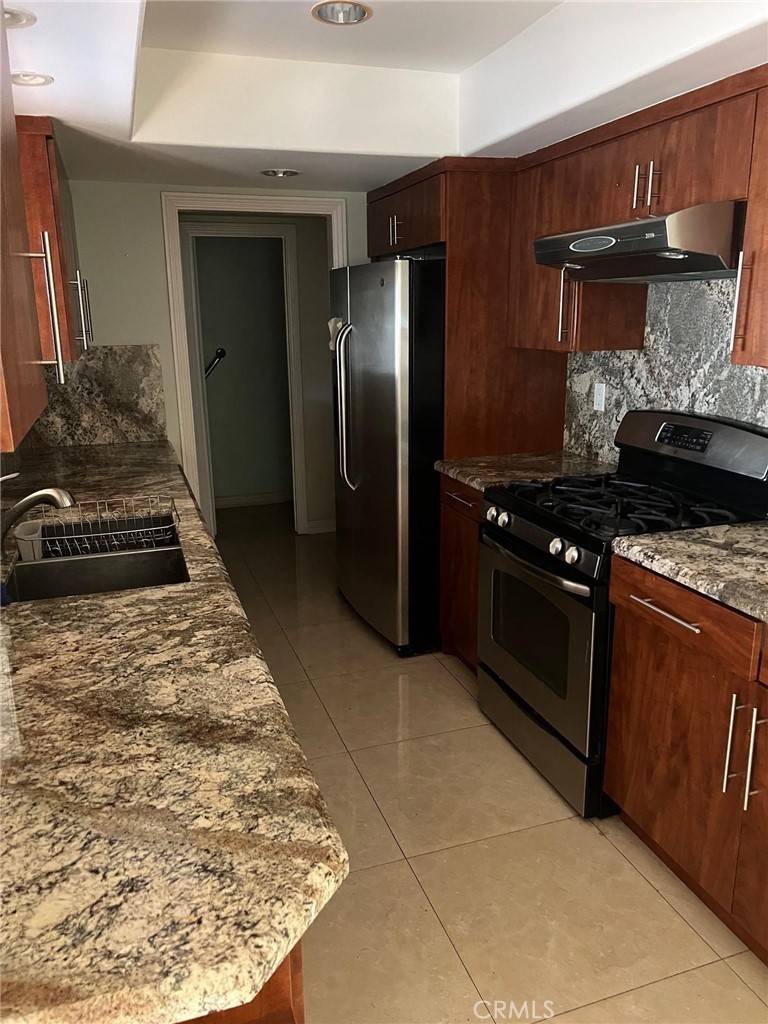 Glendora, CA 91740,741 Claraday ST #1