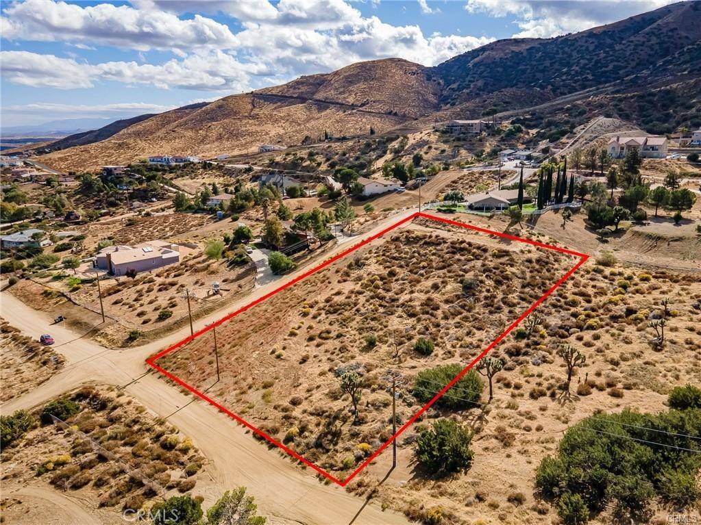 Palmdale, CA 93551,14 Camares DR