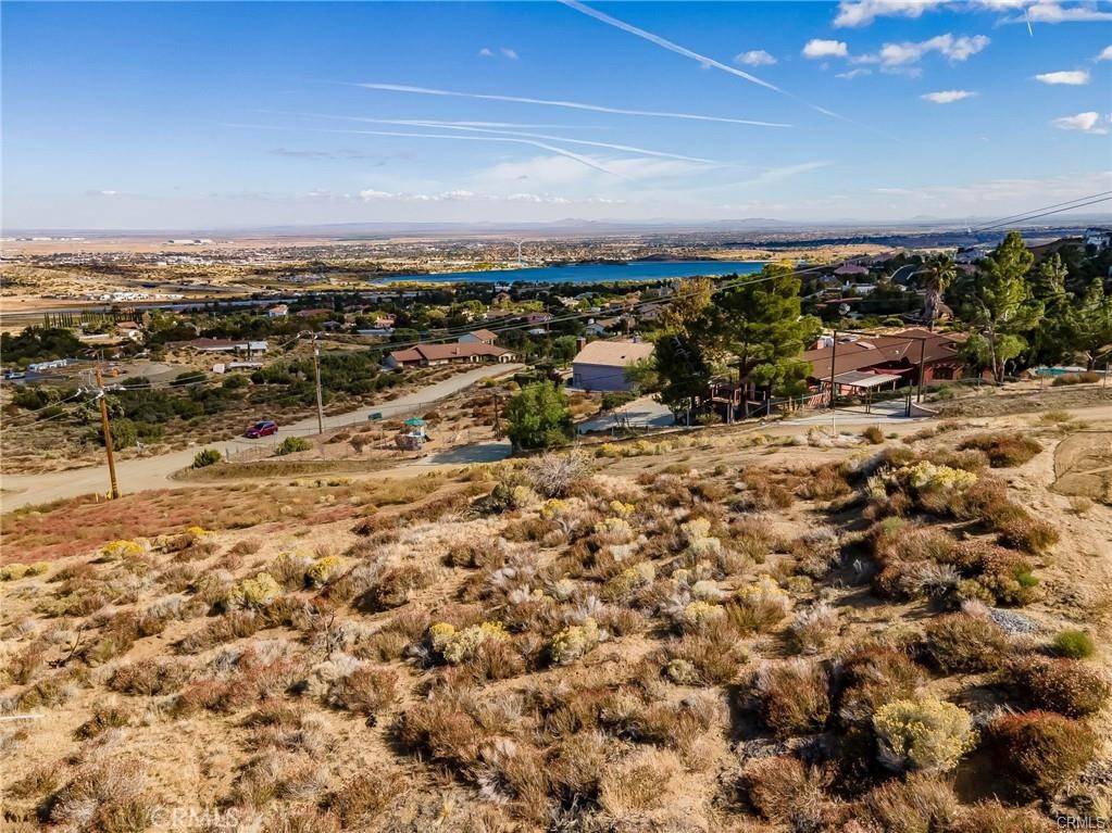 Palmdale, CA 93551,14 Camares DR