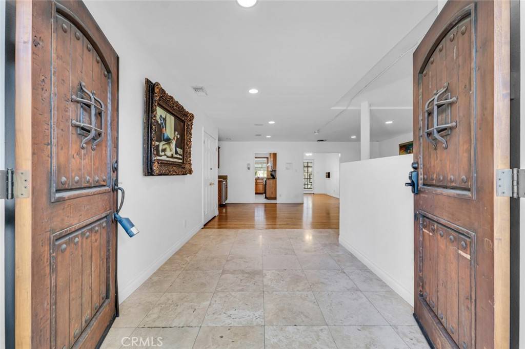 Woodland Hills, CA 91367,22209 Dolorosa ST