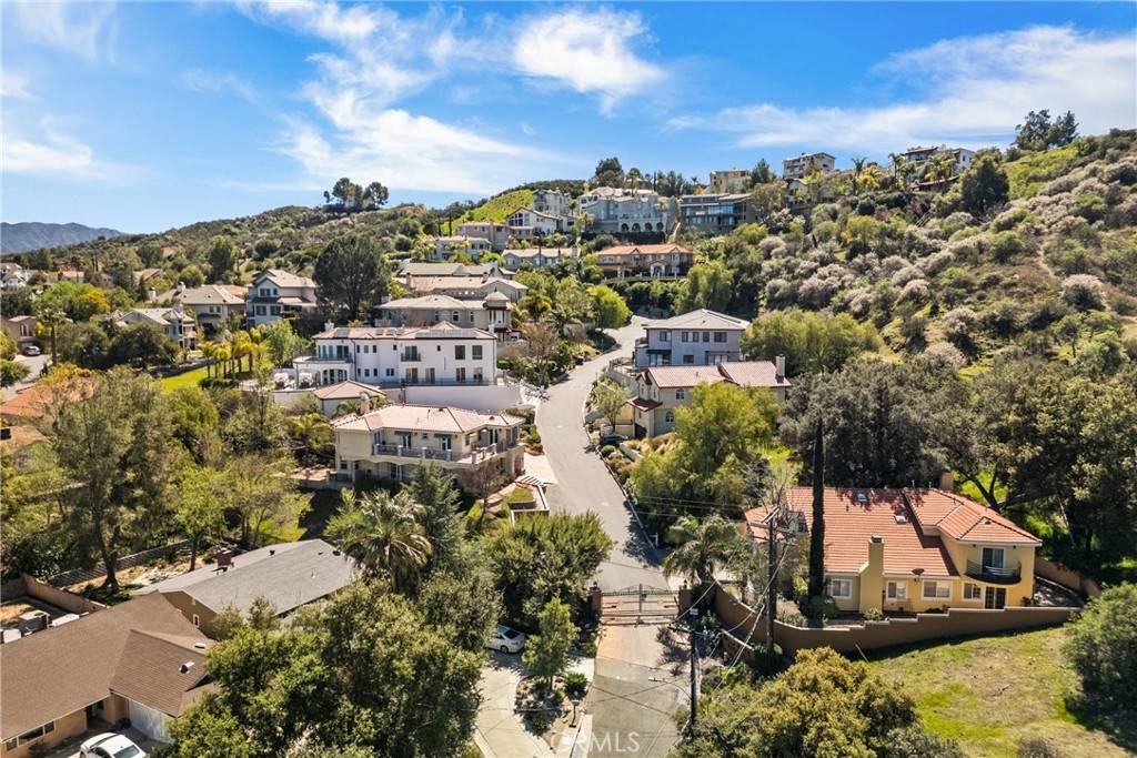 Newhall, CA 91321,24845 Bella Vista DR