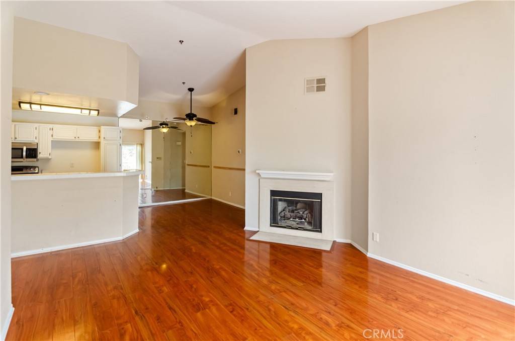 Oak Park, CA 91377,653 Oak Run TRL #TL402