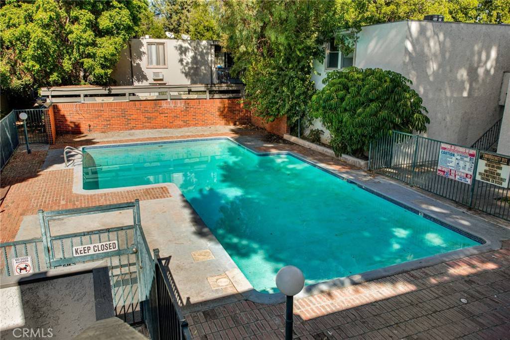 Tarzana, CA 91356,18620 Hatteras ST #114