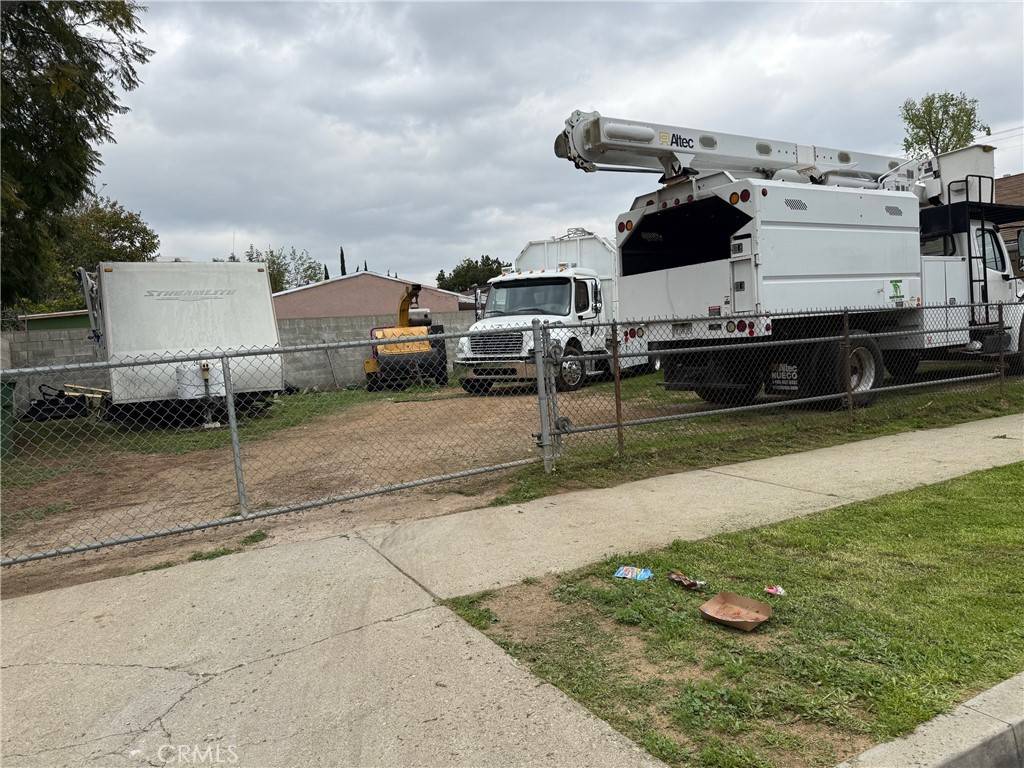 San Fernando, CA 91340,14317 Fox ST