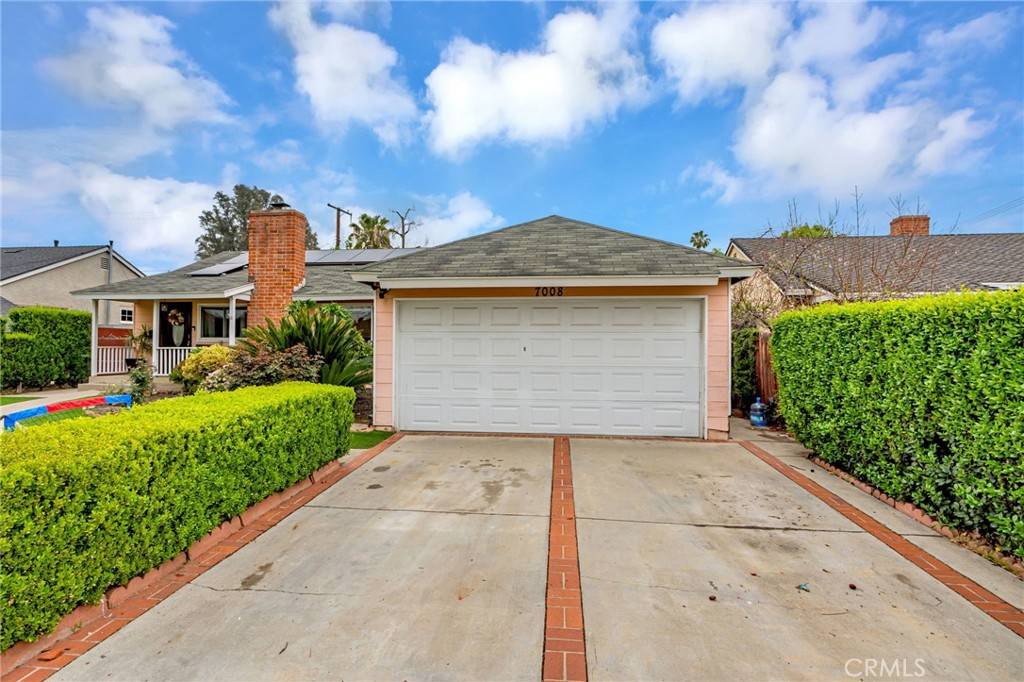 Van Nuys, CA 91405,7008 Colbath AVE