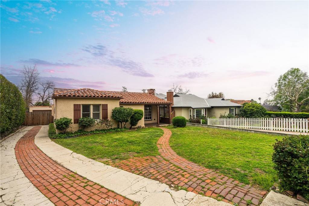 Altadena, CA 91001,972 Alta Vista DR
