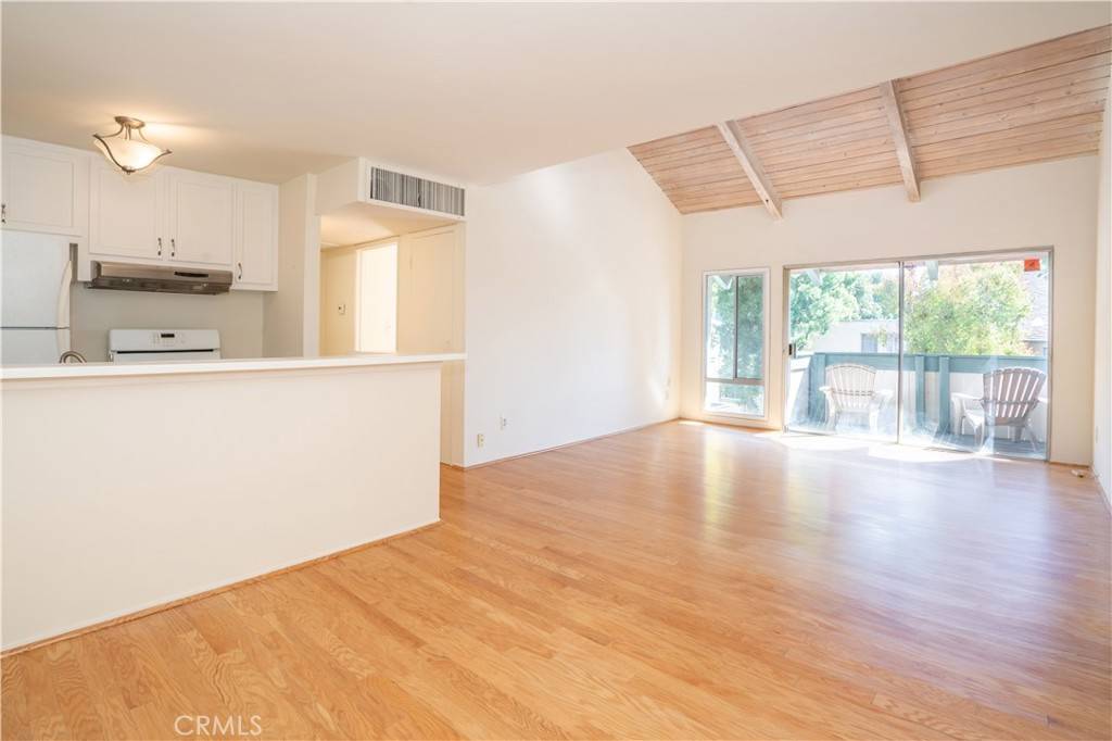 Canoga Park, CA 91304,8601 International AVE #228