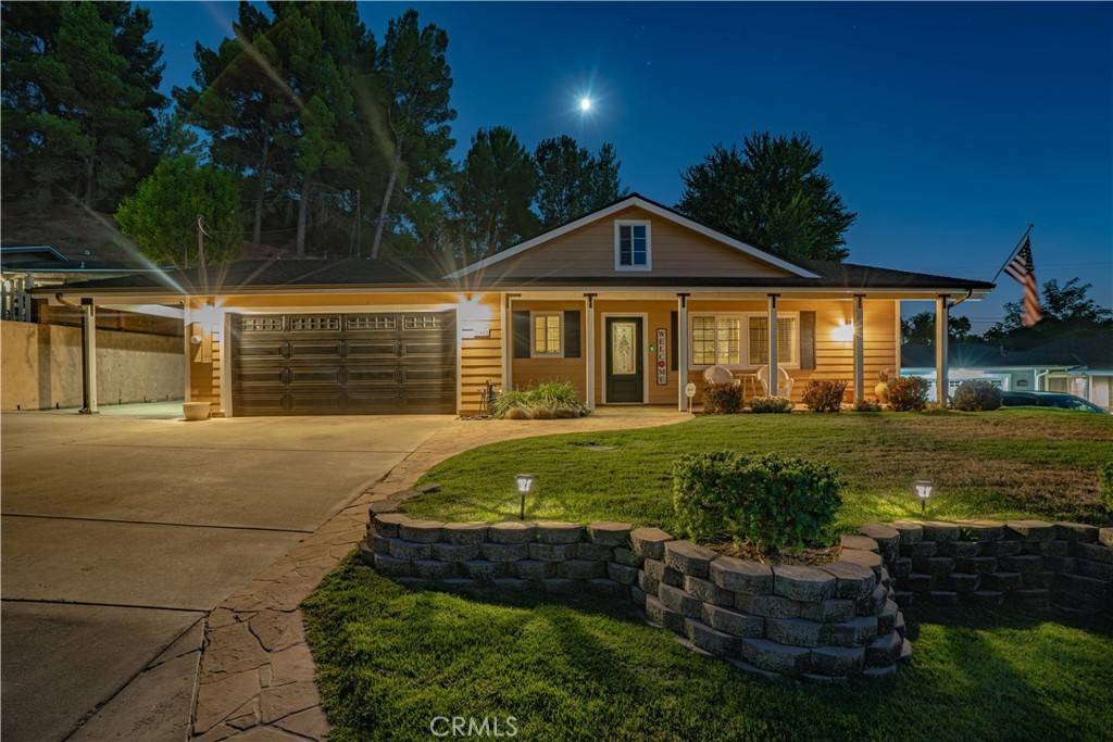 Saugus, CA 91350,22422 Los Rogues Dr