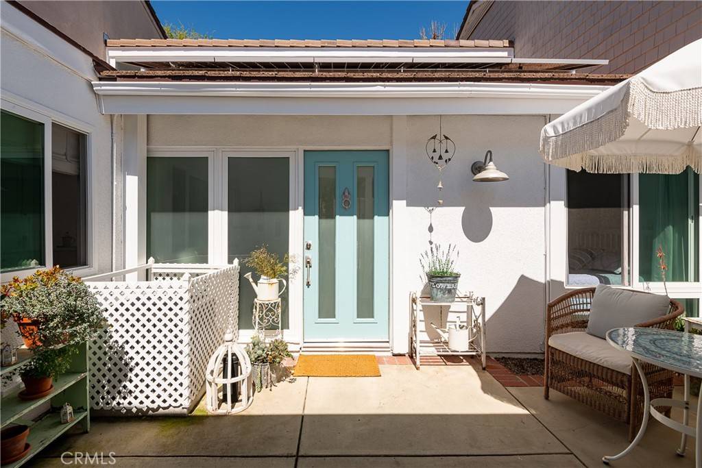 Westlake Village, CA 91361,32117 Beachlake LN