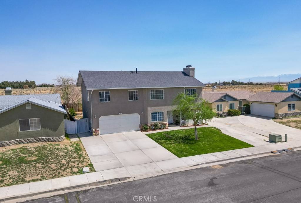 Rosamond, CA 93560,3286 Emerald ST