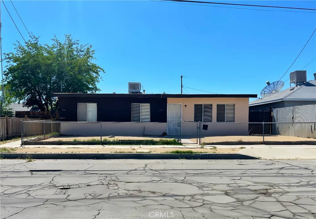 Lancaster, CA 93534,44817 Redwood AVE