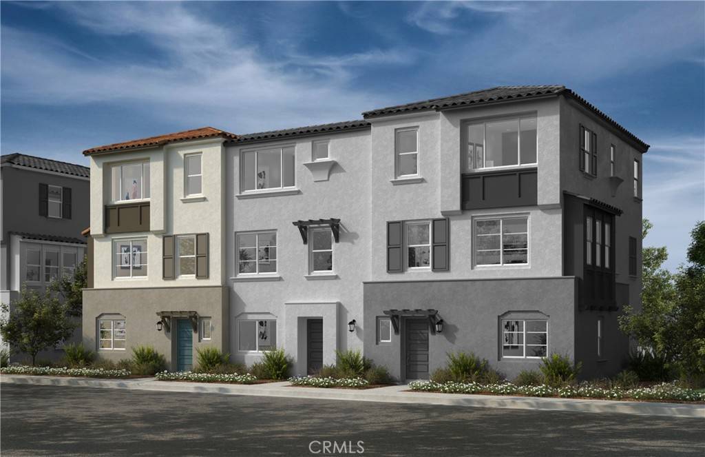 Pico Rivera, CA 90660,9347 Via Azul