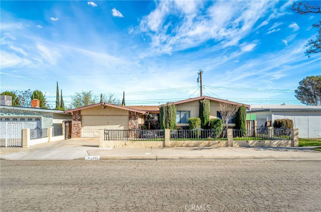 Lancaster, CA 93534,821 W Holguin ST