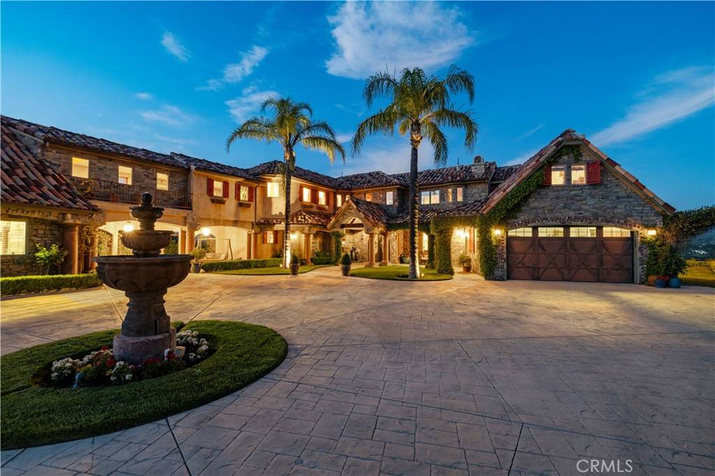 Canyon Country, CA 91387,27023 Rolling Hills AVE