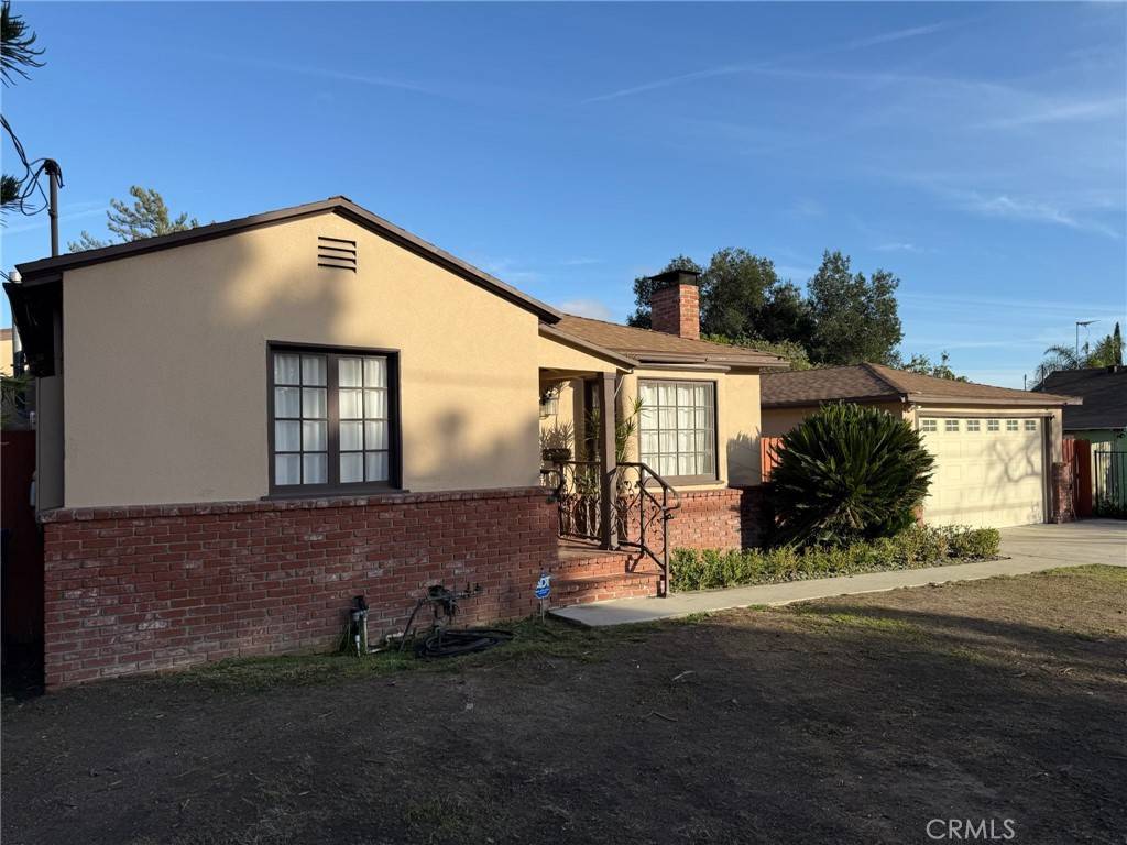 Van Nuys, CA 91401,6656 Greenbush AVE