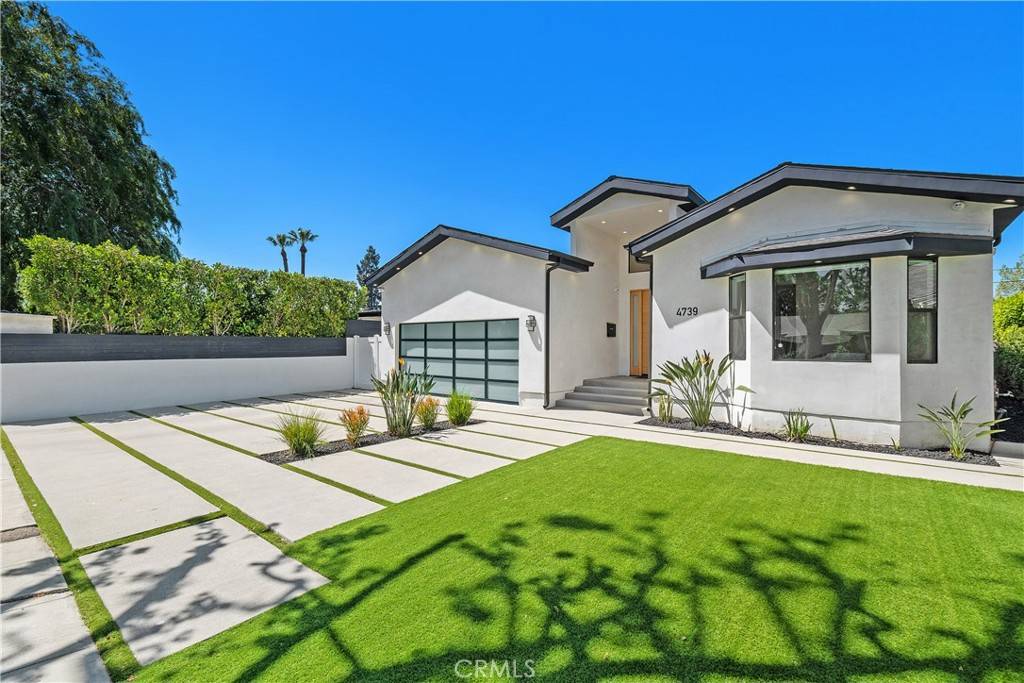 Sherman Oaks, CA 91423,4739 Ventura Canyon AVE