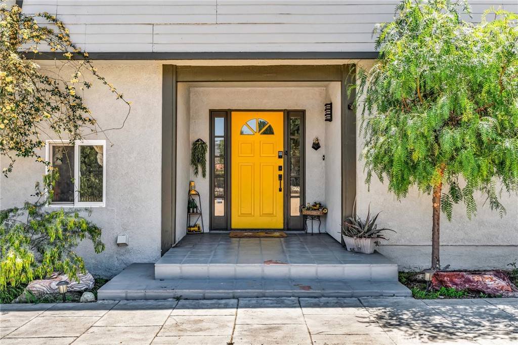 Agua Dulce, CA 91390,33645 Kobe RD