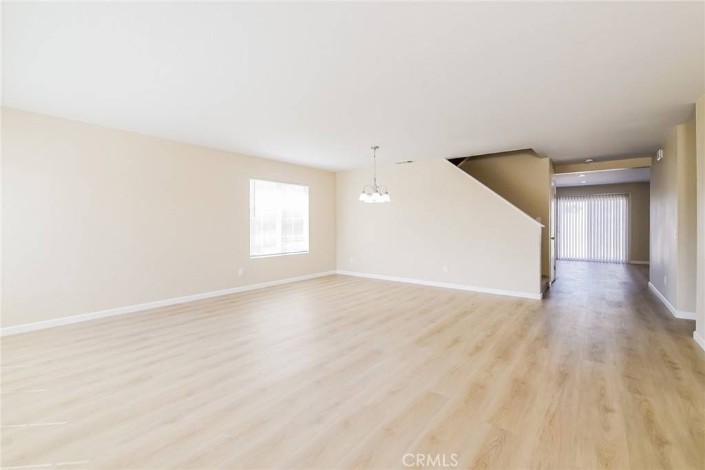 Lancaster, CA 93536,3259 W Avenue K4