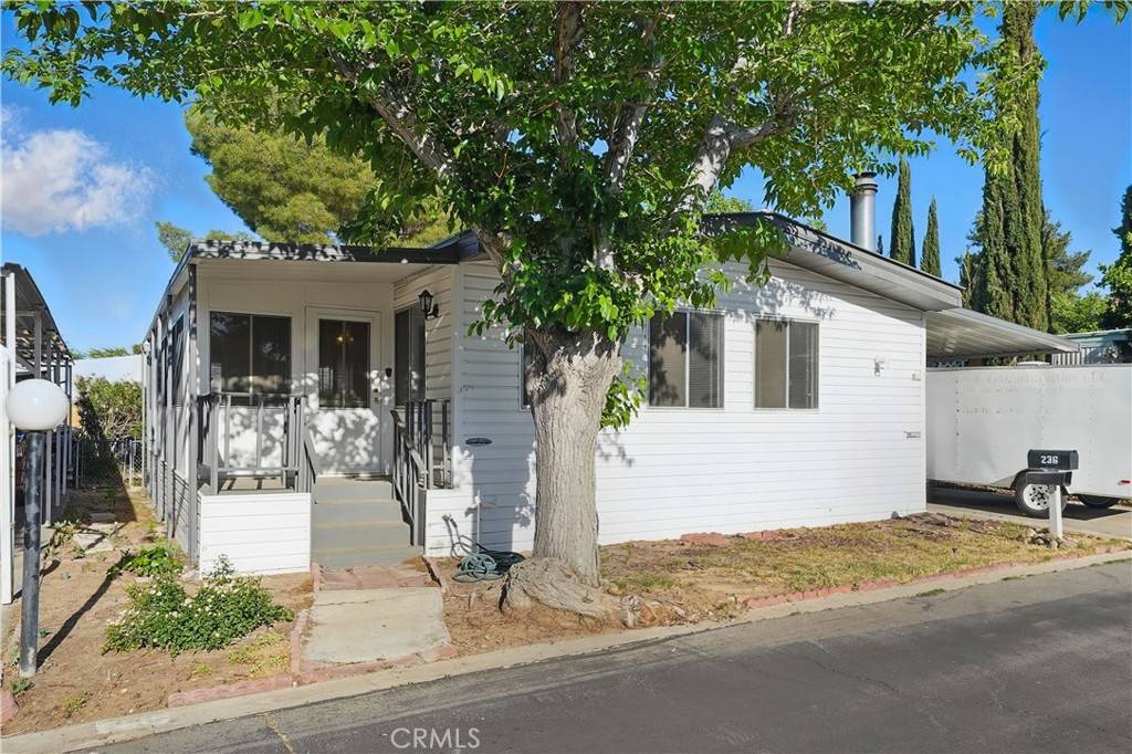 Lancaster, CA 93535,43850 20th ST E #236