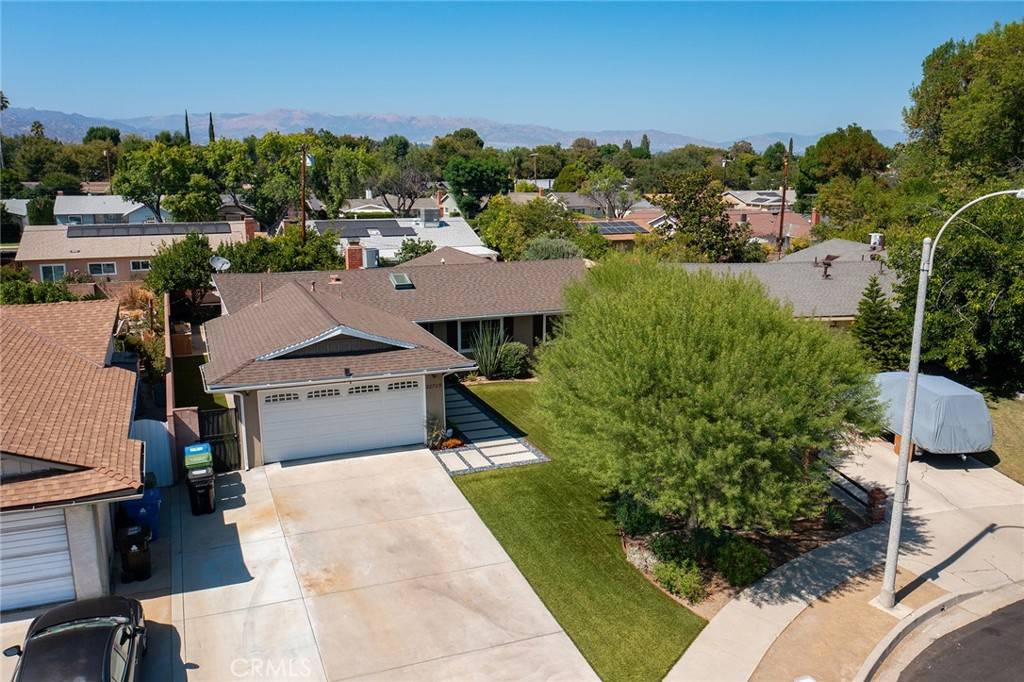 West Hills, CA 91307,22709 Schoolcraft ST