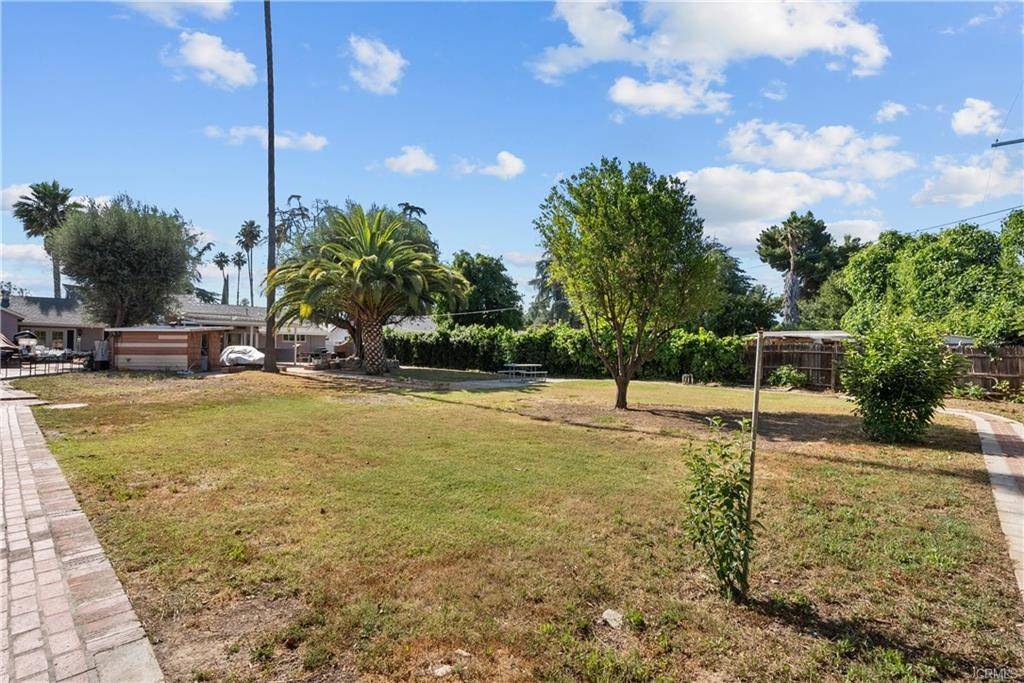 West Hills, CA 91307,6520 Shoup AVE