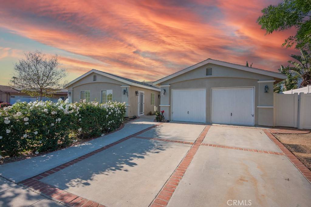 West Hills, CA 91307,22437 Haynes ST