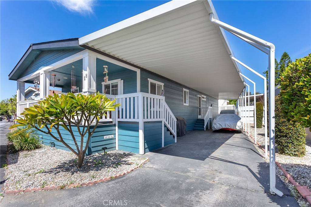 Mission Hills (san Fernando), CA 91345,18 Portola