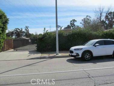 Mission Hills (san Fernando), CA 91345,14906 Chatsworth DR