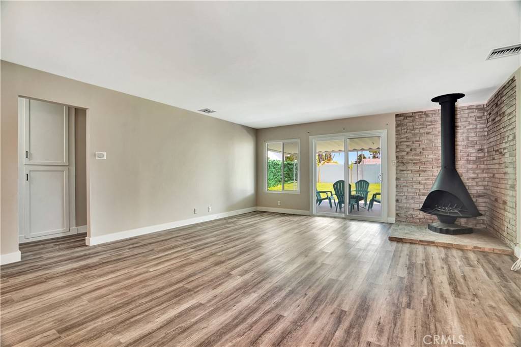 West Hills, CA 91304,8110 Maynard AVE