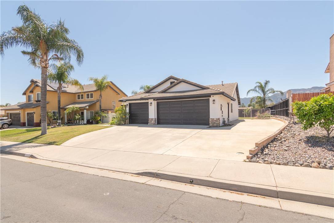Lake Elsinore, CA 92530,15163 Biarritz ST