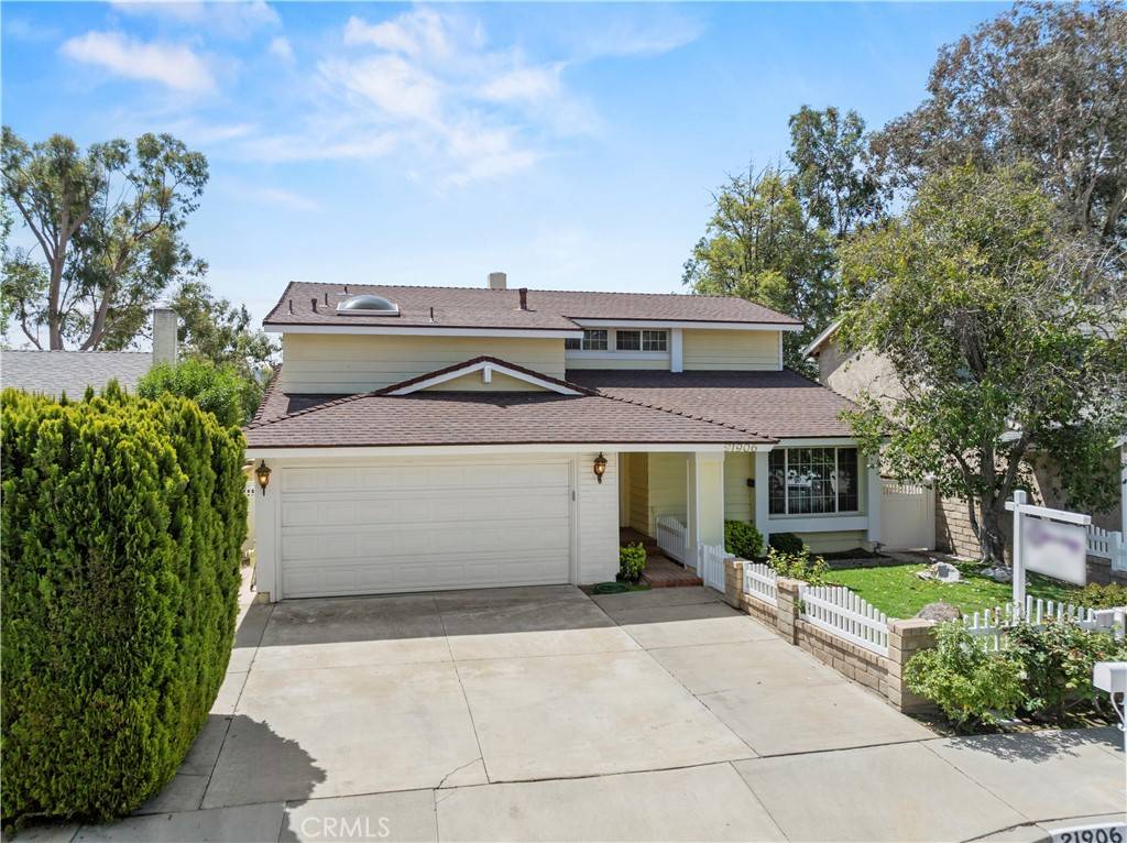Saugus, CA 91350,21906 Peppercorn DR