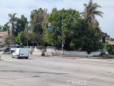 North Hollywood, CA 91601,11667 Burbank BLVD