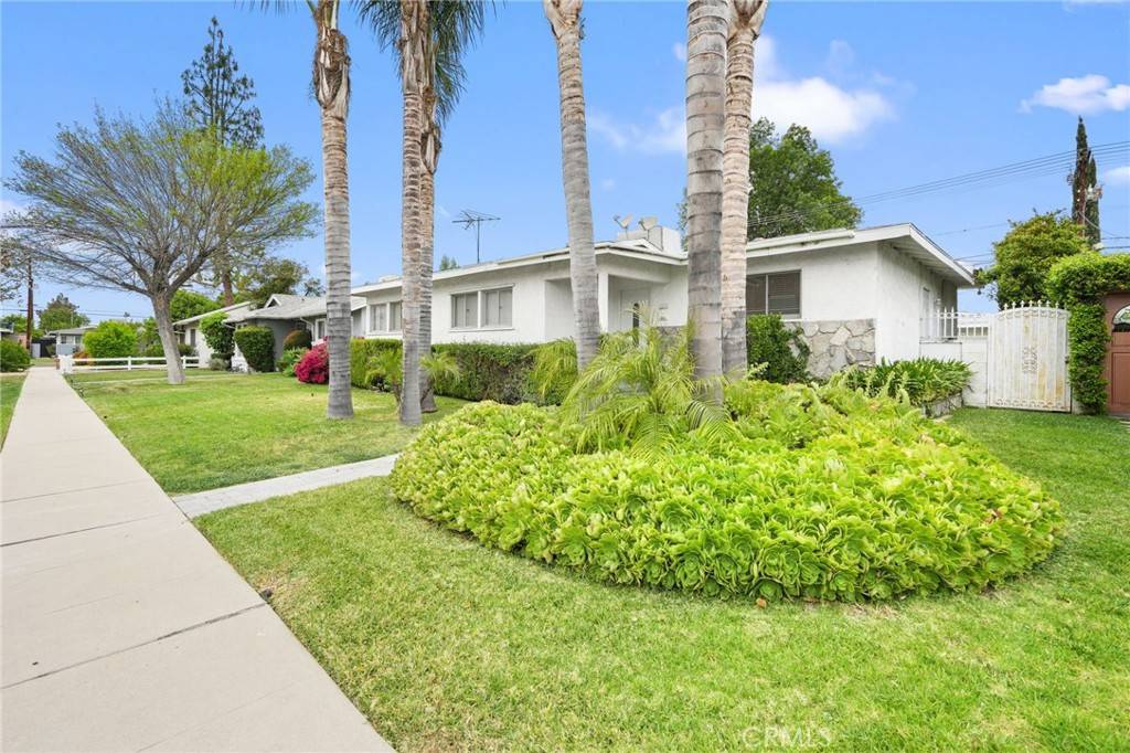 Tarzana, CA 91335,19219 Friar ST
