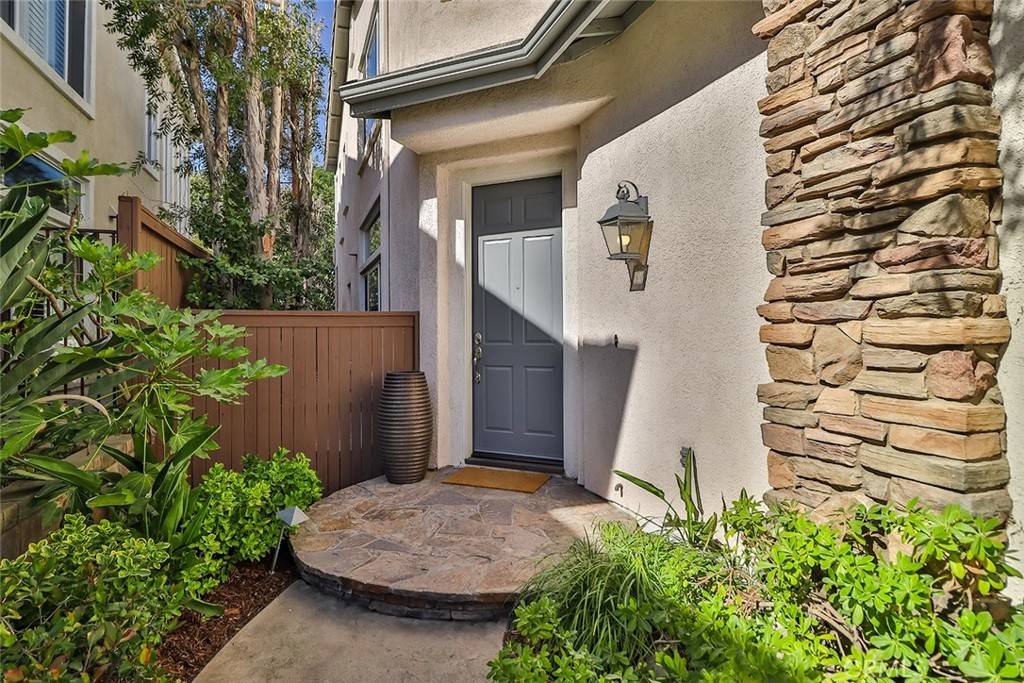 Thousand Oaks, CA 91362,3020 Eagles Claw Ave