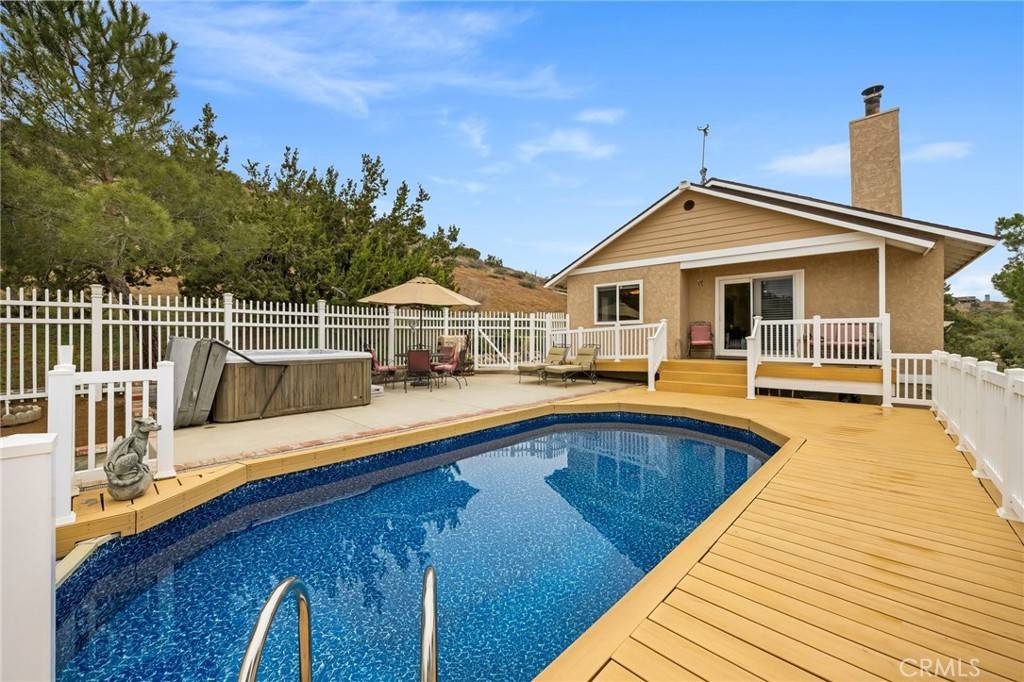 Acton, CA 93510,33435 Hubbard RD