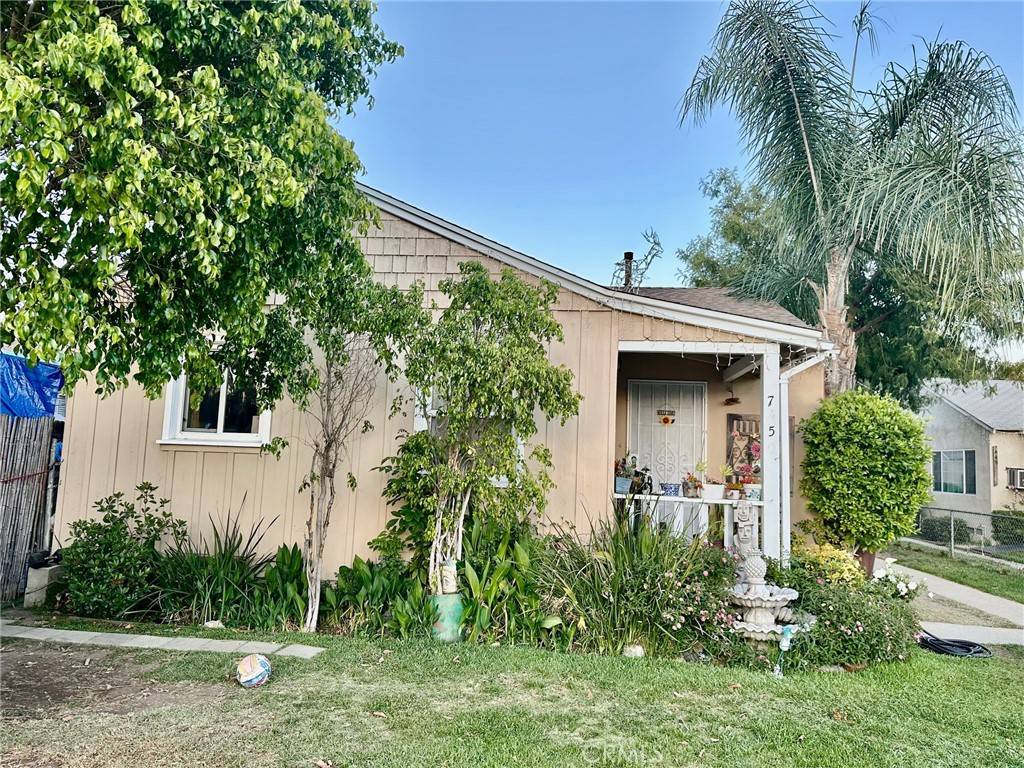 Van Nuys, CA 91406,7450 Woodley AVE