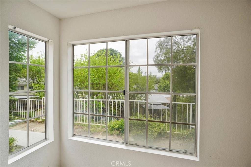 Newhall, CA 91321,18848 Vista Del Canon #A