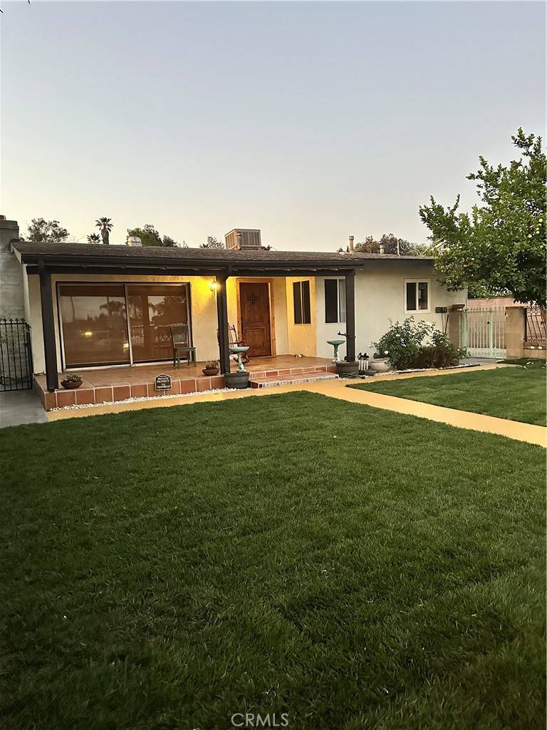 San Fernando, CA 91345,15251 Chatsworth ST