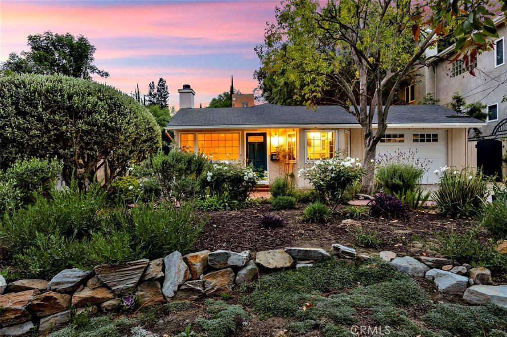 Woodland Hills, CA 91364,21506 Velicata ST