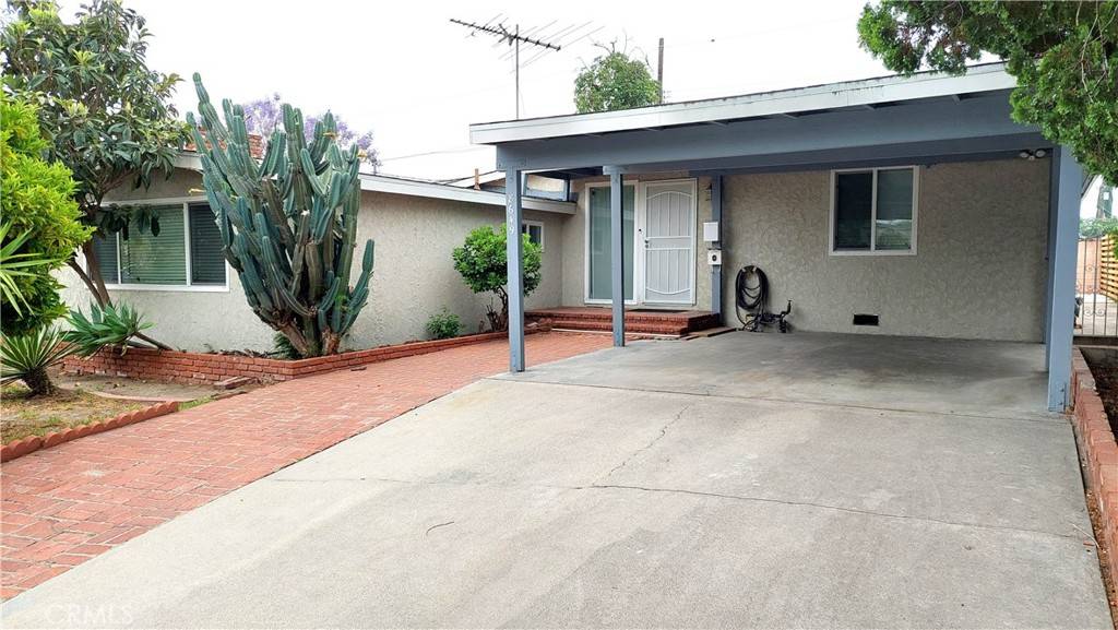 Panorama City, CA 91402,8649 Cantaloupe AVE