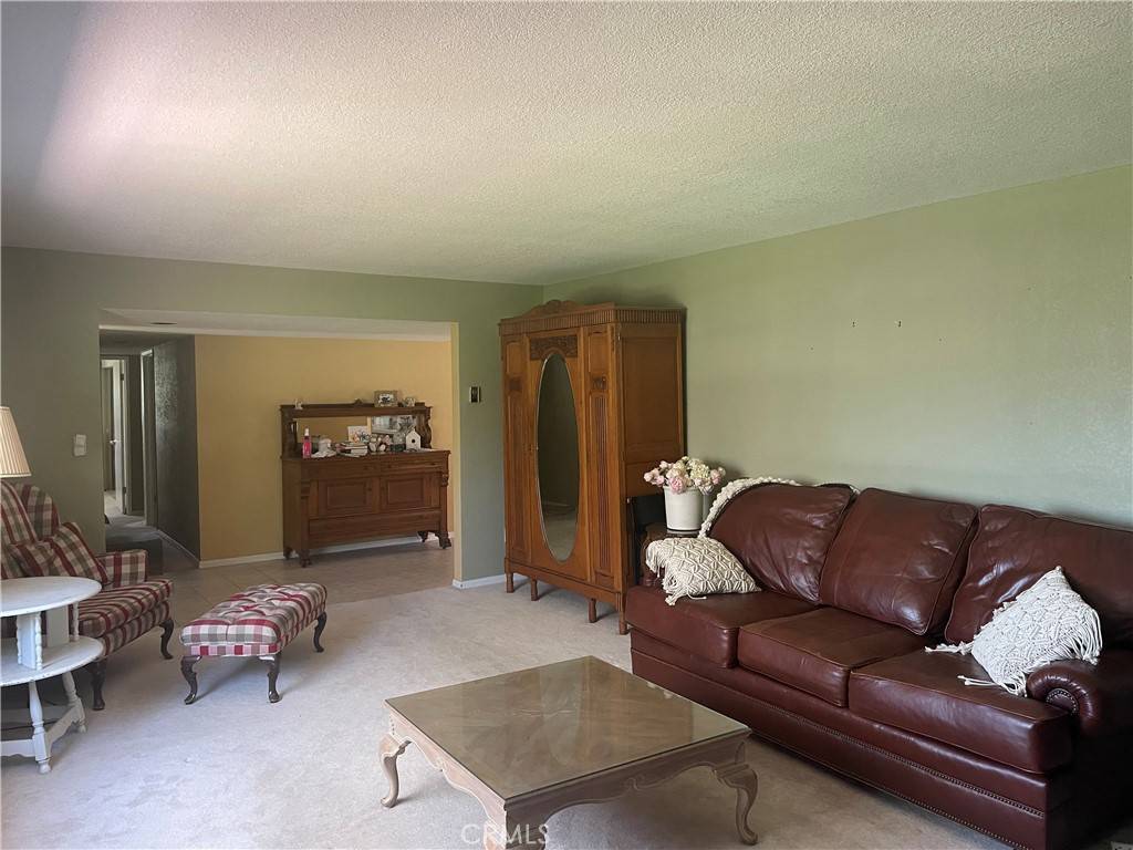 Tehachapi, CA 93561,29450 Stallion Springs DR
