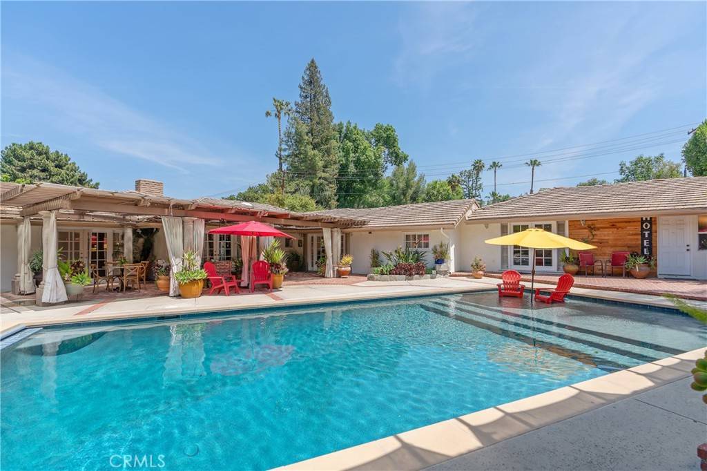 Tarzana, CA 91356,4807 Vanalden AVE