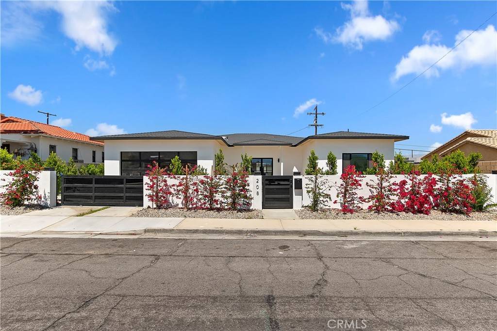Palm Springs, CA 92262,208 W ROSA PARKS RD