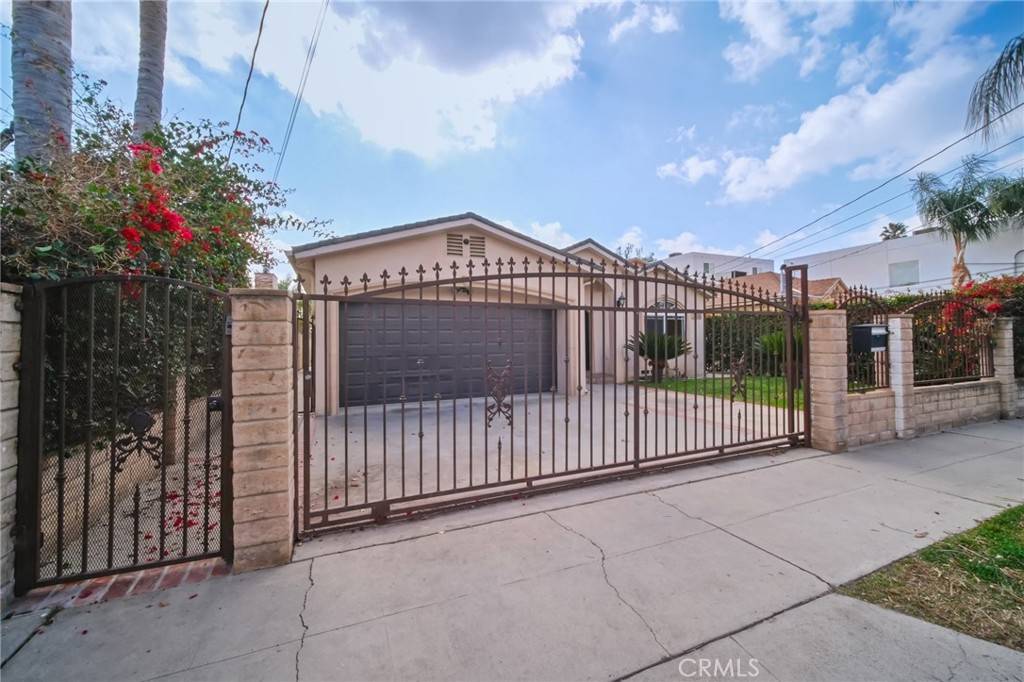 Van Nuys, CA 91401,13816 Bessemer ST