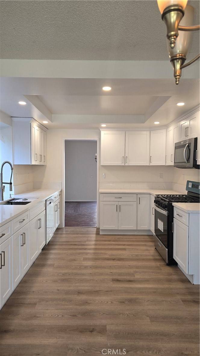 Agoura Hills, CA 91301,5532 Jon Dodson DR