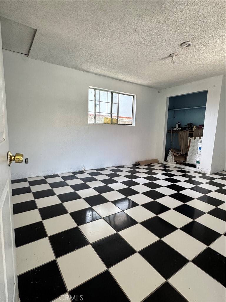 North Hollywood, CA 91605,7809 Troost AVE