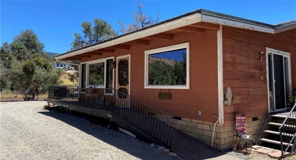 Frazier Park, CA 93225,32647 Holly TRL